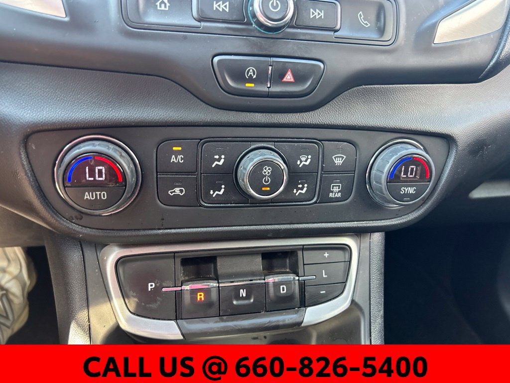 Used 2022 GMC Terrain SLE w/ Driver Convenience Package FWD image 16