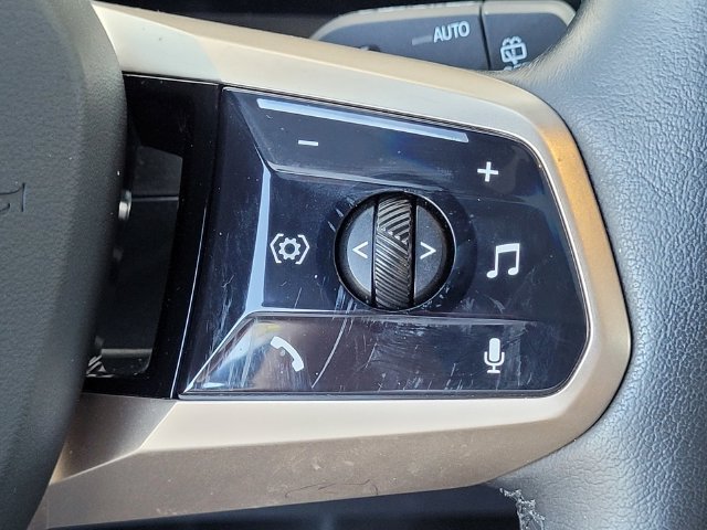 Used 2024 BMW iX xDrive50 w/ Convenience Package AWD/4WD image 25