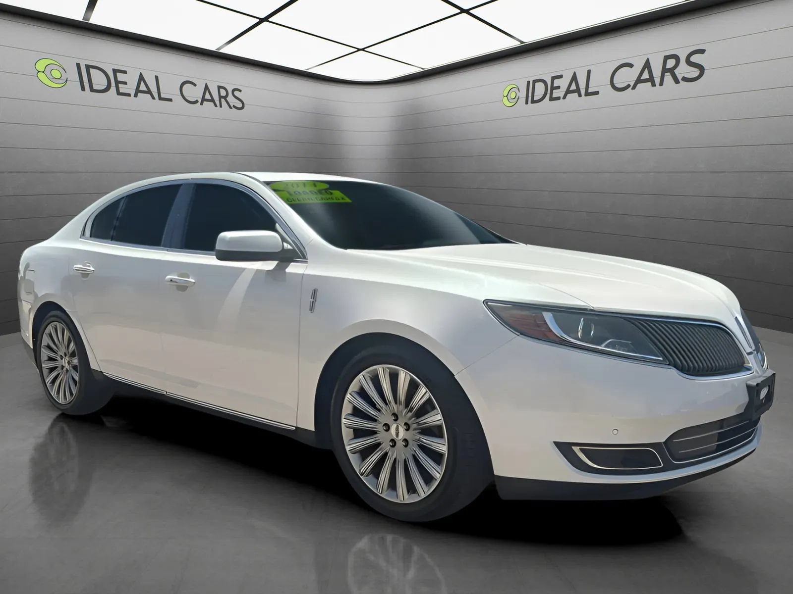 Used 2014 Lincoln MKS w/ Equipment Group 101A FWD image 3