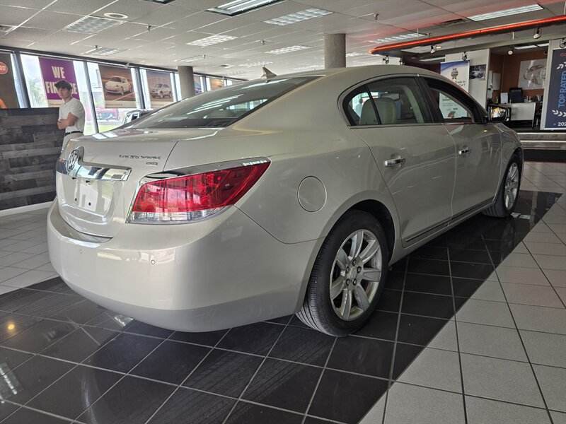 Used 2010 Buick LaCrosse CXL FWD image 4