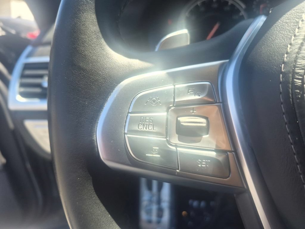 Used 2018 BMW 740i RWD image 13