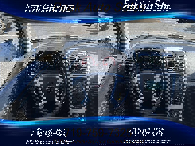 Used 2012 GMC Acadia SLT image 19