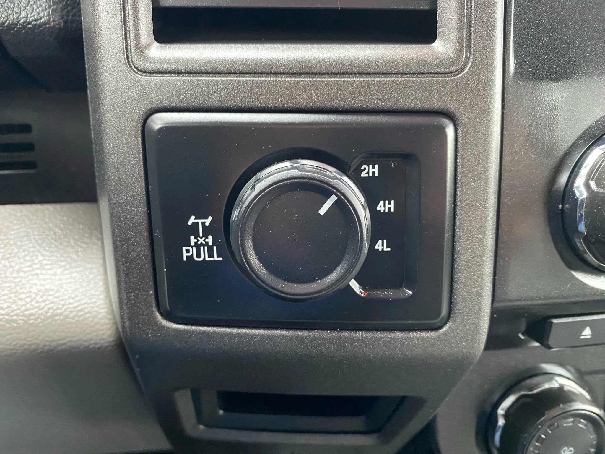Used 2017 Ford F250 XL AWD/4WD image 16