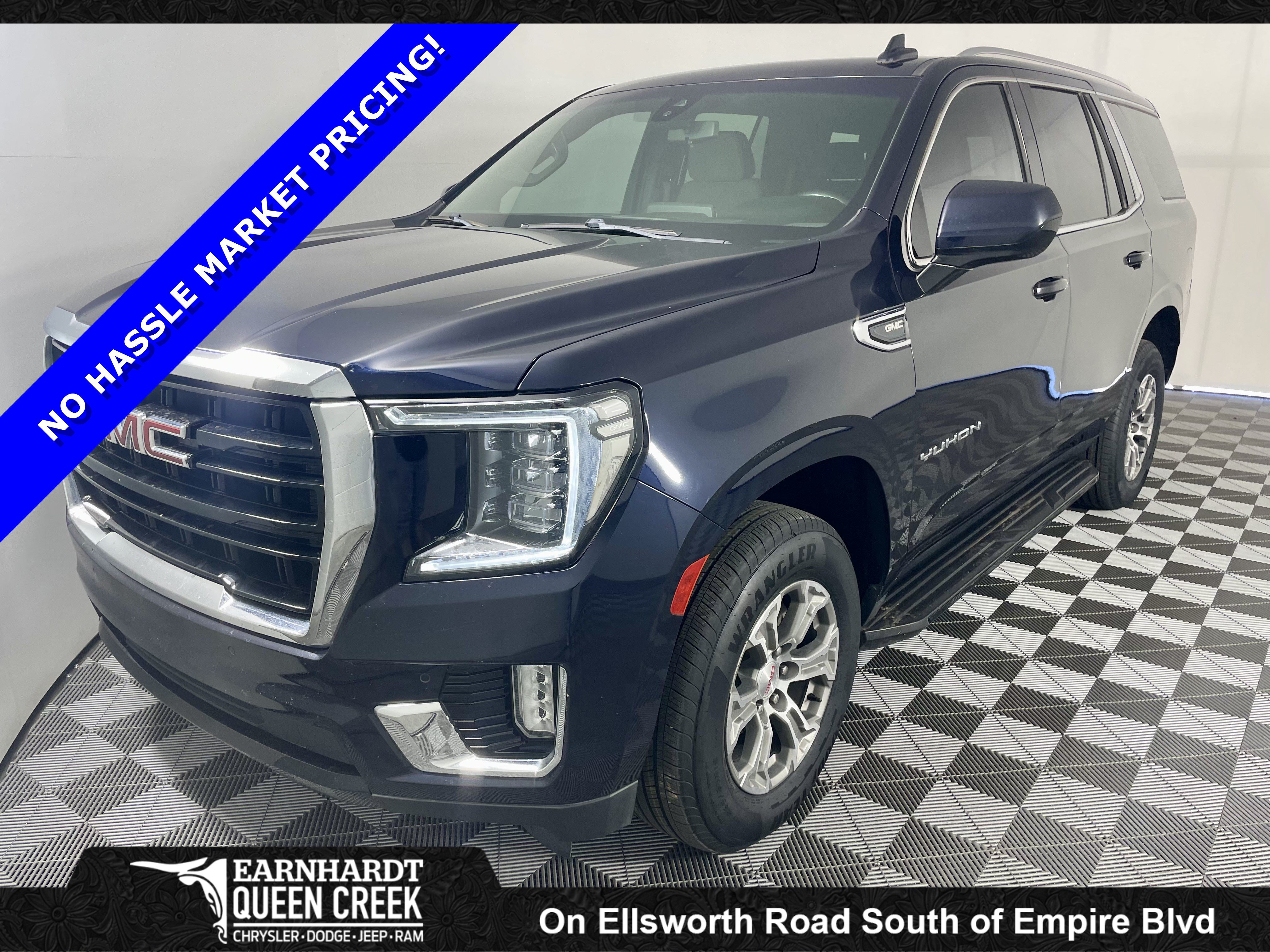 Used 2021 GMC Yukon SLE AWD/4WD image 1