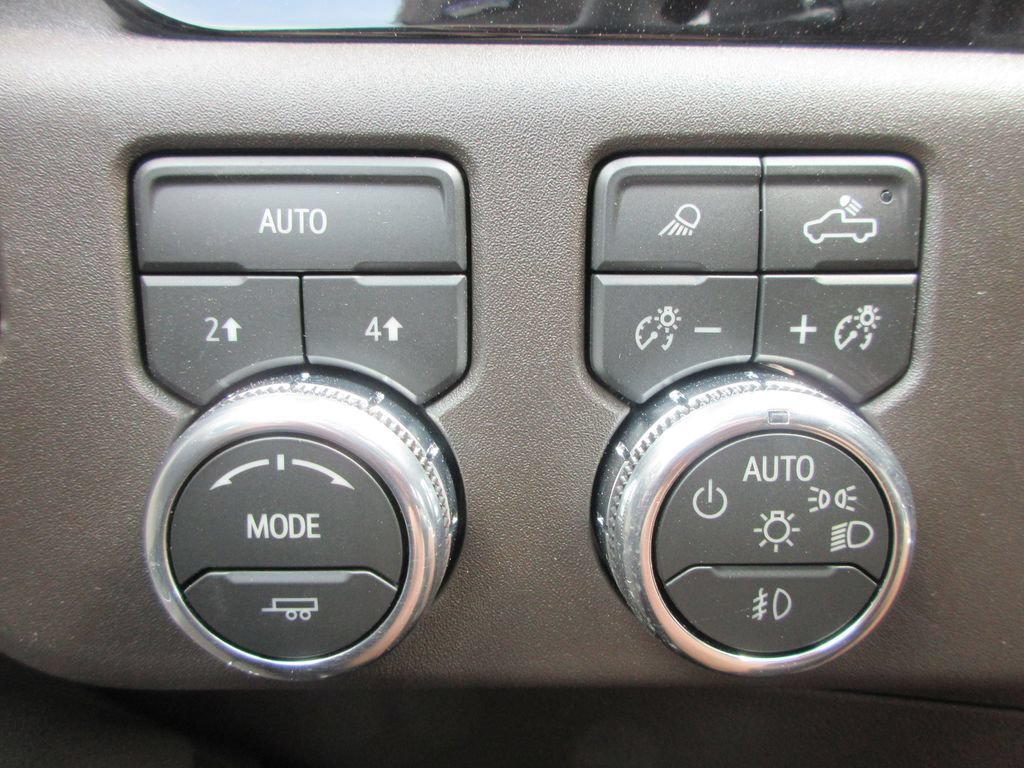 New 2026 GMC Sierra 1500 SLT AWD/4WD image 19