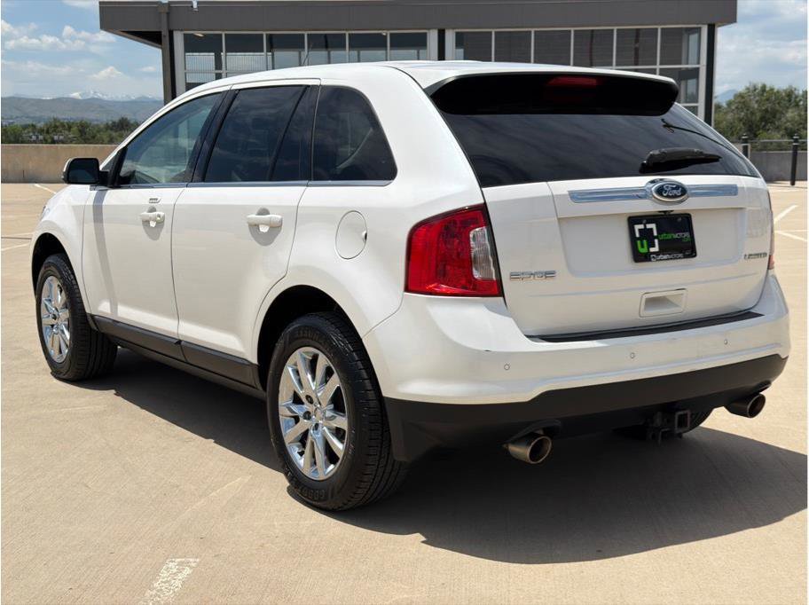 Used 2012 Ford Edge Limited w/ Driver Entry Pkg FWD image 6