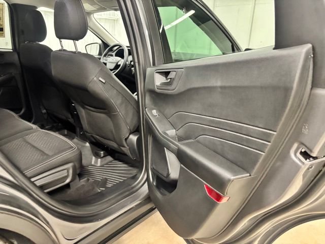 Used 2025 Ford Escape Active FWD image 19