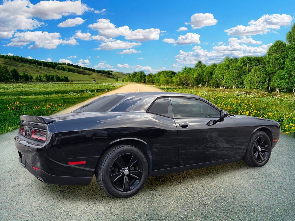 Certified 2019 Dodge Challenger SXT RWD image 6