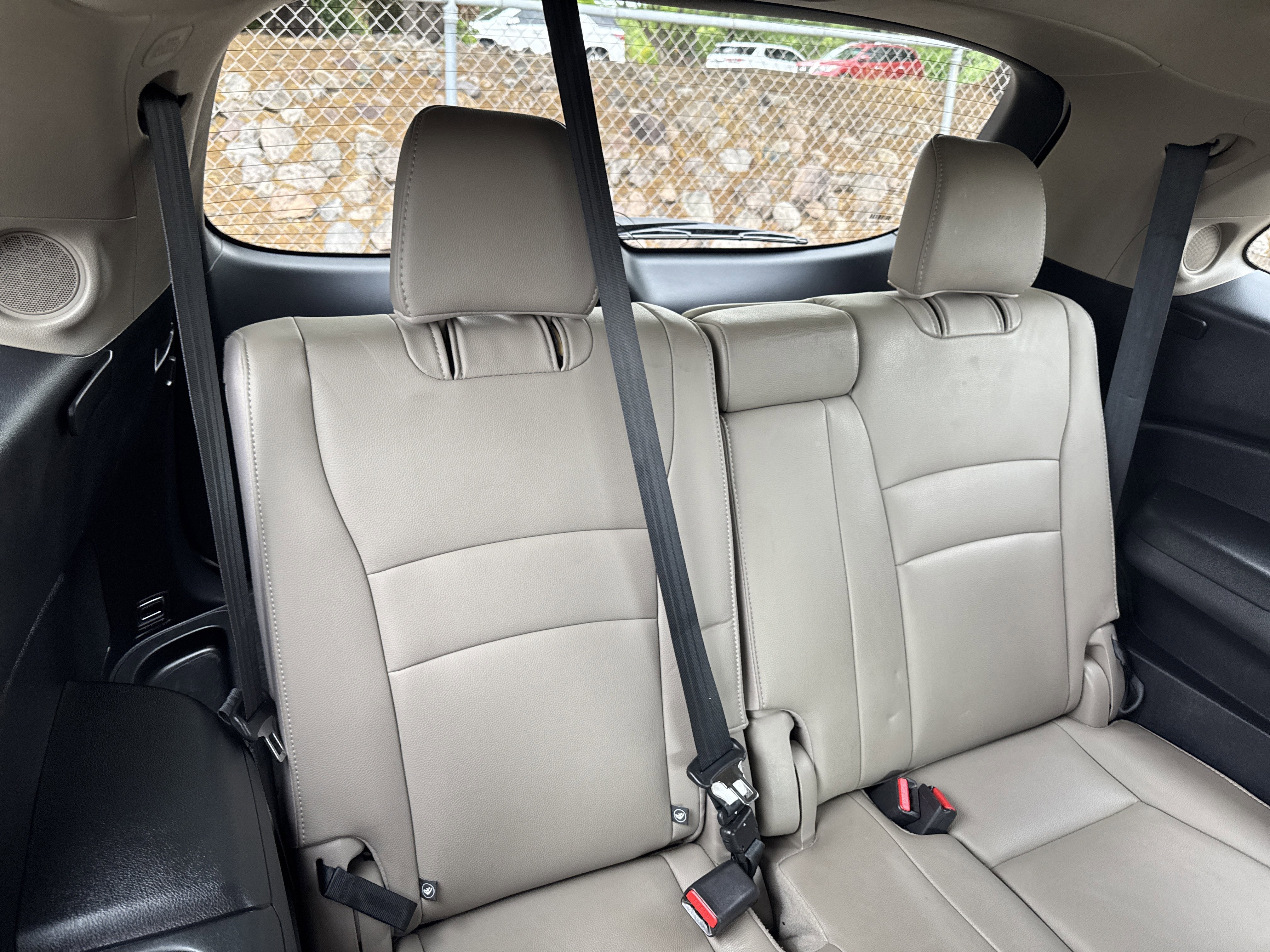 Used 2019 Honda Pilot Touring image 12