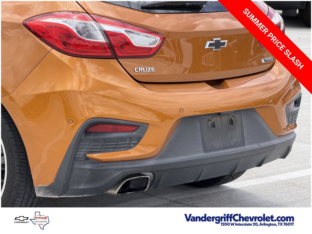 Used 2017 Chevrolet Cruze Premier FWD image 6