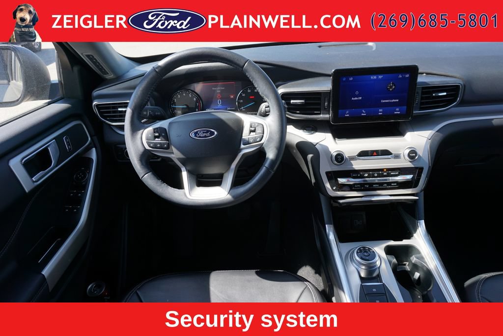 Used 2023 Ford Explorer XLT w/ Equipment Group 202A AWD/4WD image 14