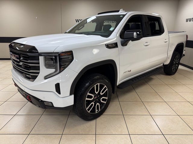 Used 2025 GMC Sierra 1500 AT4 w/ AT4 Premium Package AWD/4WD image 3