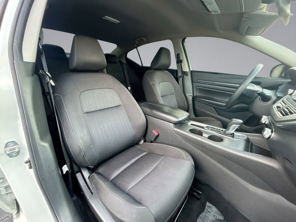 Used 2023 Nissan Altima 2.5 S FWD image 16