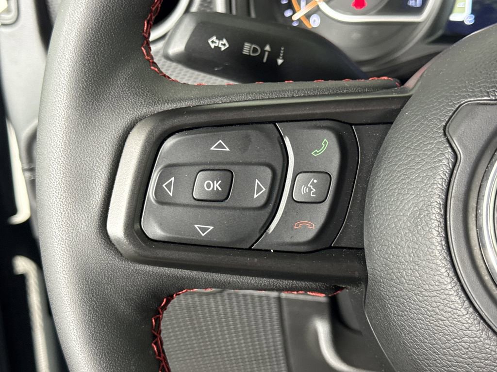 Used 2024 Jeep Gladiator Rubicon w/ Convenience Group image 23