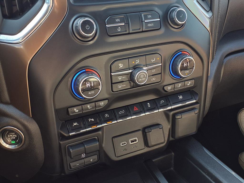 Used 2021 Chevrolet Silverado 1500 High Country w/ Technology Package image 10