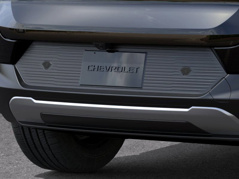 New 2025 Chevrolet Equinox EV LT image 14