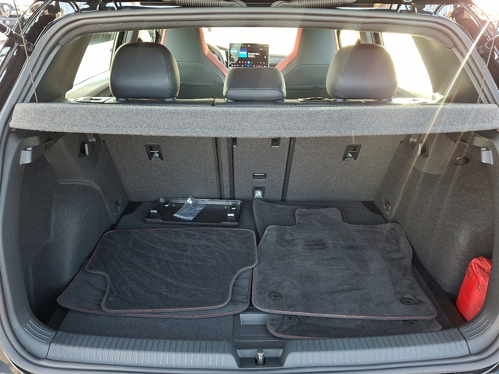 Certified 2025 Volkswagen GTI Autobahn image 29