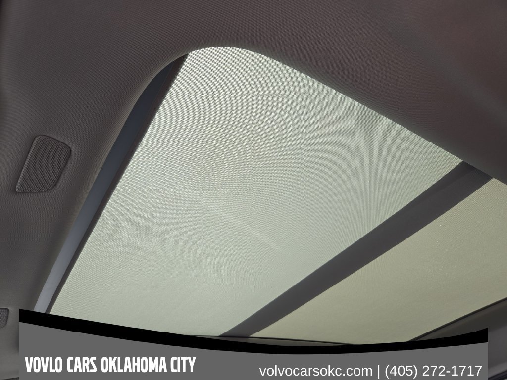 New 2026 Volvo XC60 B5 Core AWD/4WD image 20