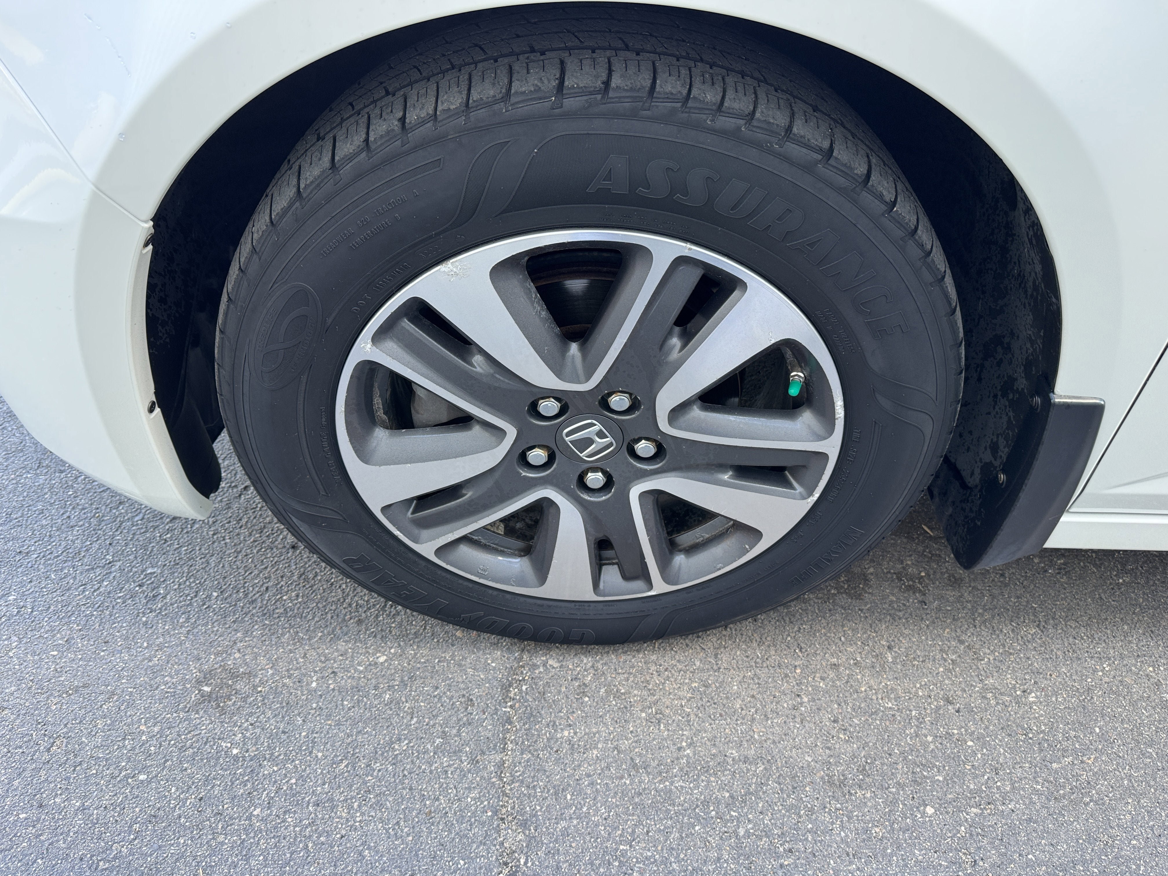 Used 2014 Honda Odyssey Touring Elite image 42