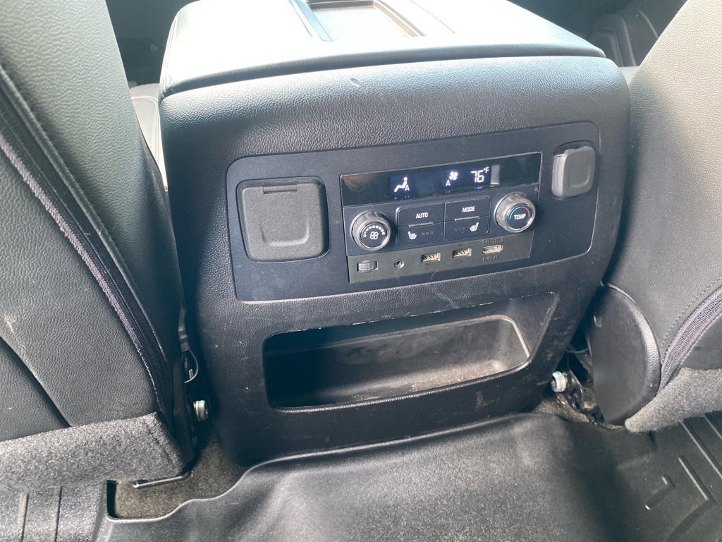 Used 2018 GMC Yukon XL SLT w/ Open Road Package image 21