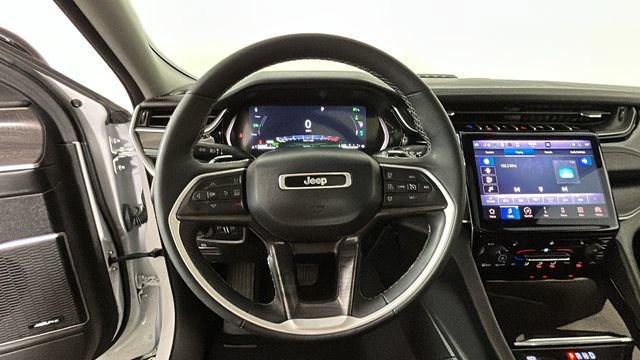 Used 2023 Jeep Grand Cherokee 4WD 4xe image 14