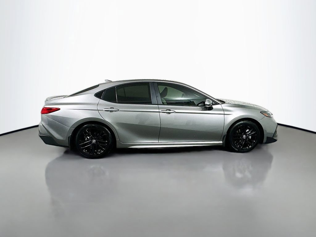 Certified 2025 Toyota Camry SE image 4