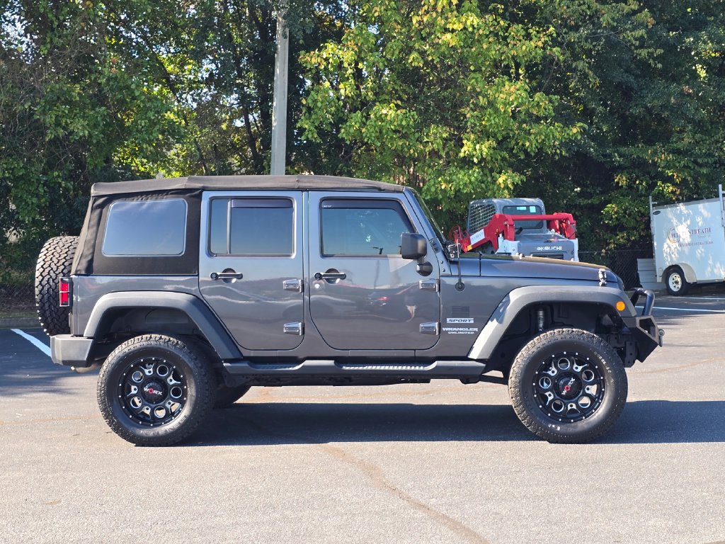 Used 2017 Jeep Wrangler Unlimited Sport w/ Quick Order Package 23S AWD/4WD image 2