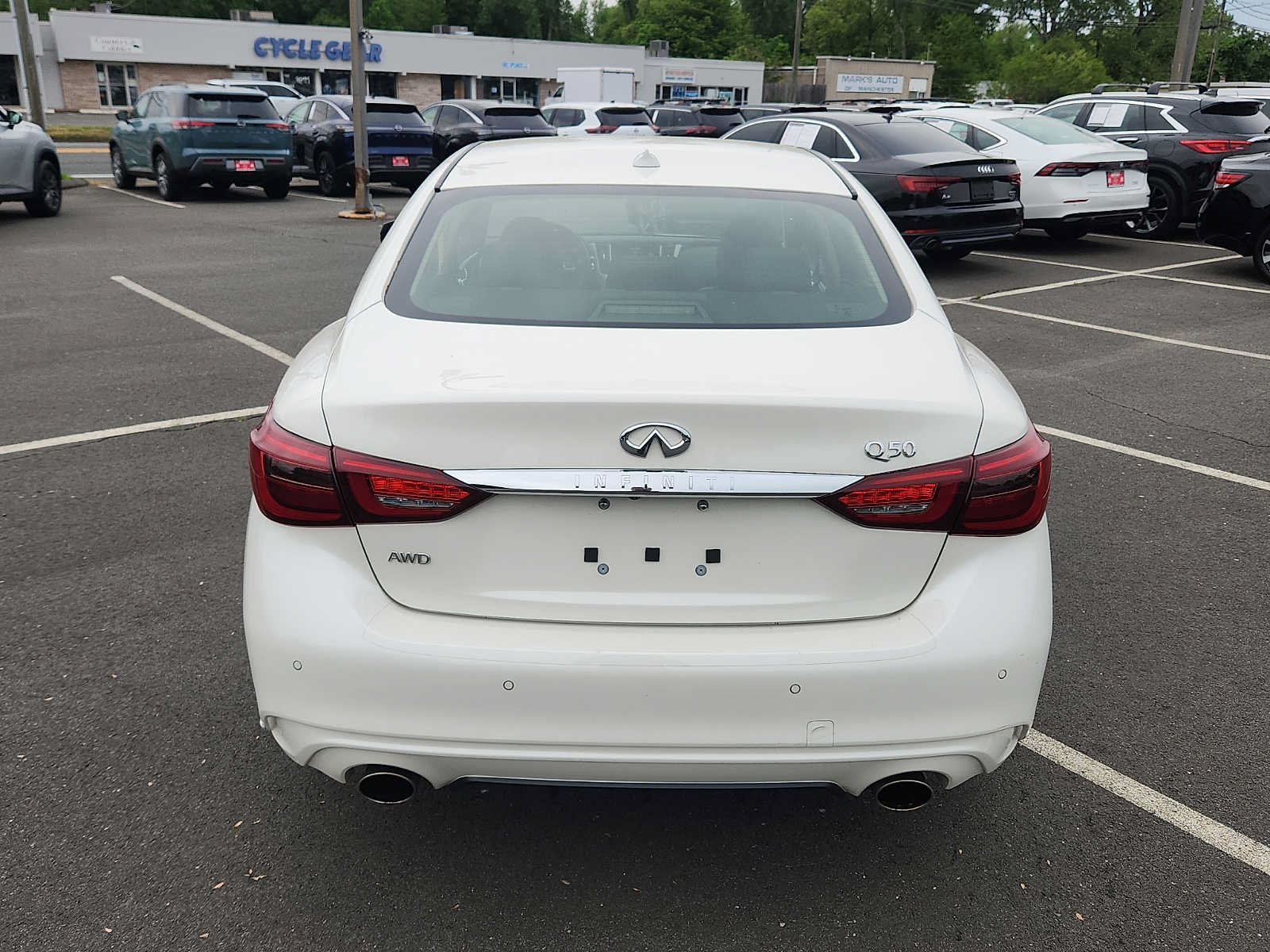 Used 2023 INFINITI Q50 Luxe w/ Cargo Package AWD/4WD image 5