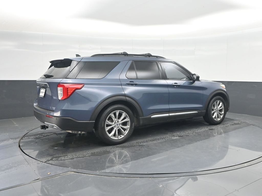 Used 2021 Ford Explorer XLT w/ Equipment Group 202A RWD image 15