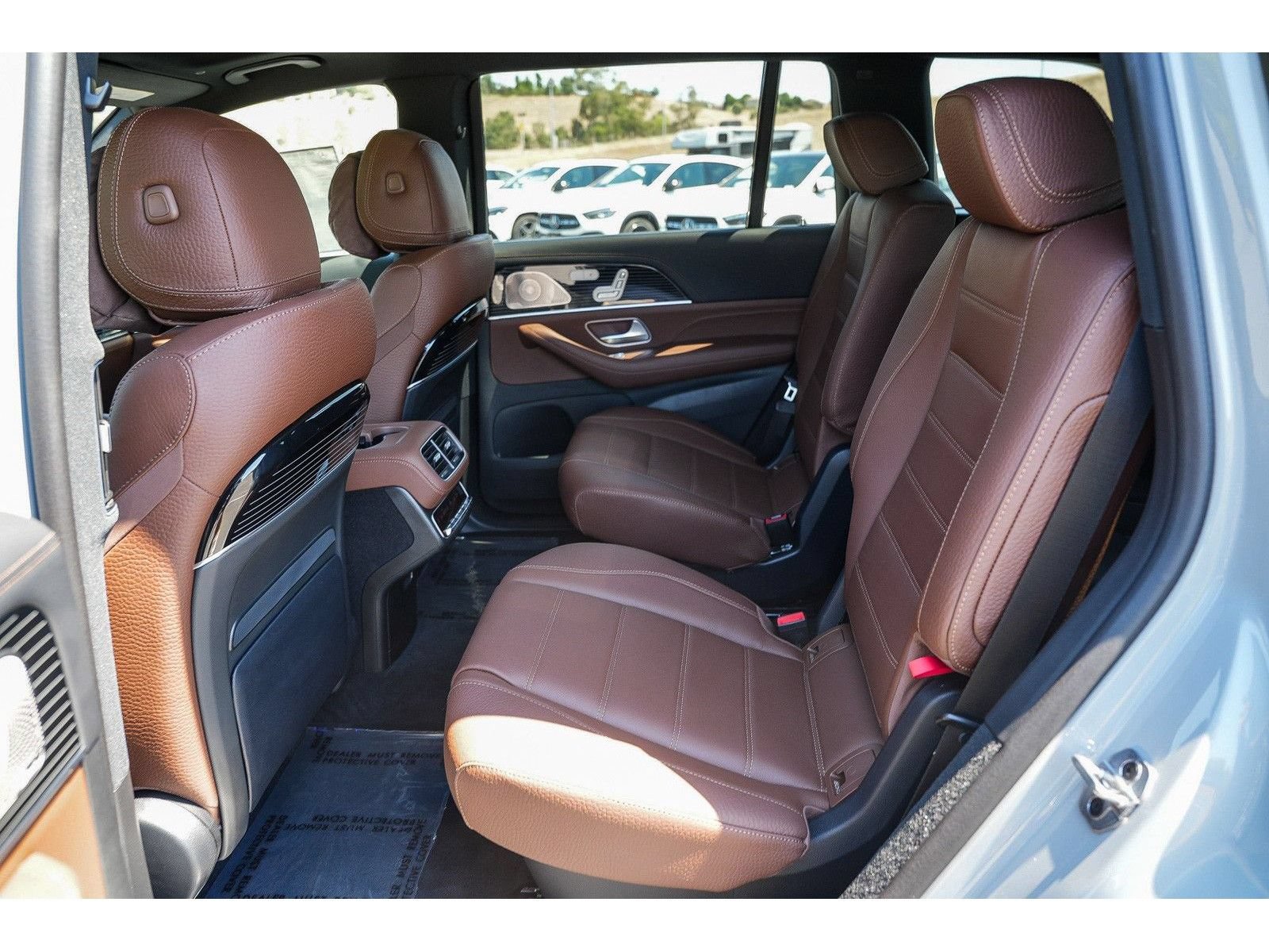 New 2026 Mercedes-Benz GLS 450 4MATIC image 18