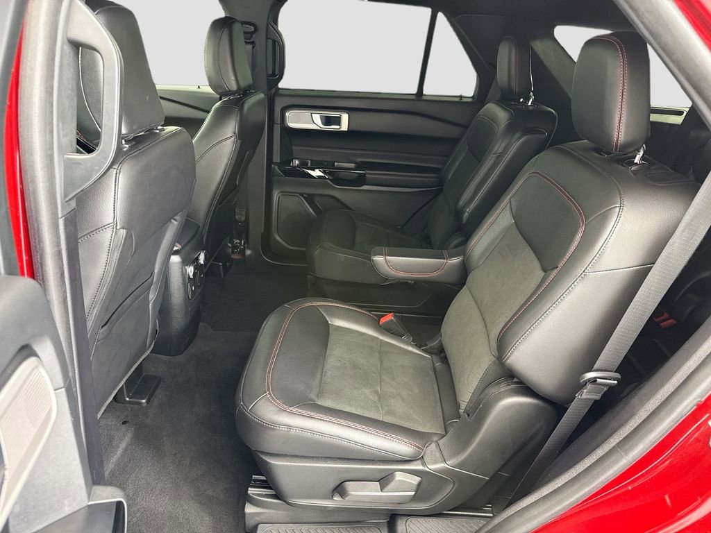 Used 2022 Ford Explorer ST-Line image 20