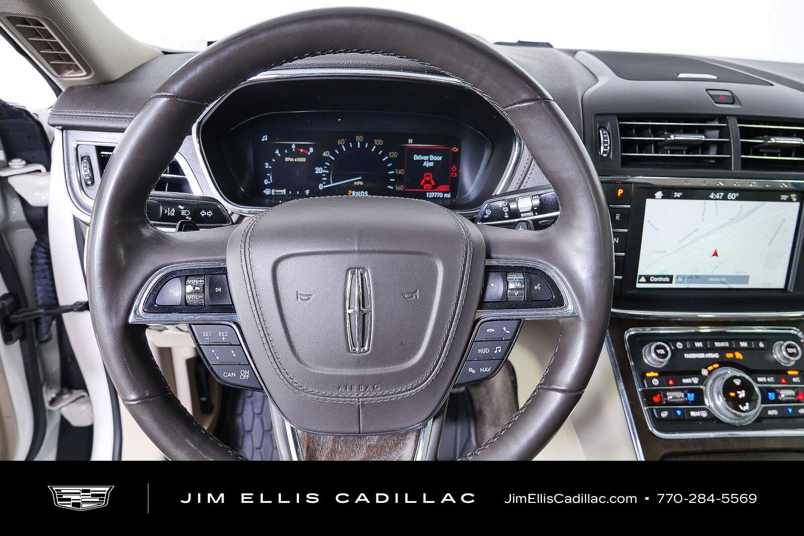 Used 2018 Lincoln Continental Reserve FWD image 10