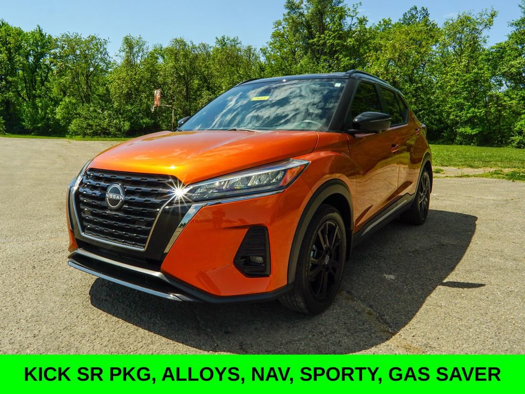 Used 2024 Nissan Kicks SR FWD image 6