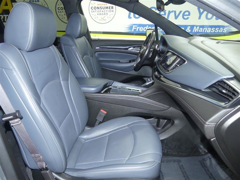 Used 2024 Buick Enclave Premium AWD/4WD image 9