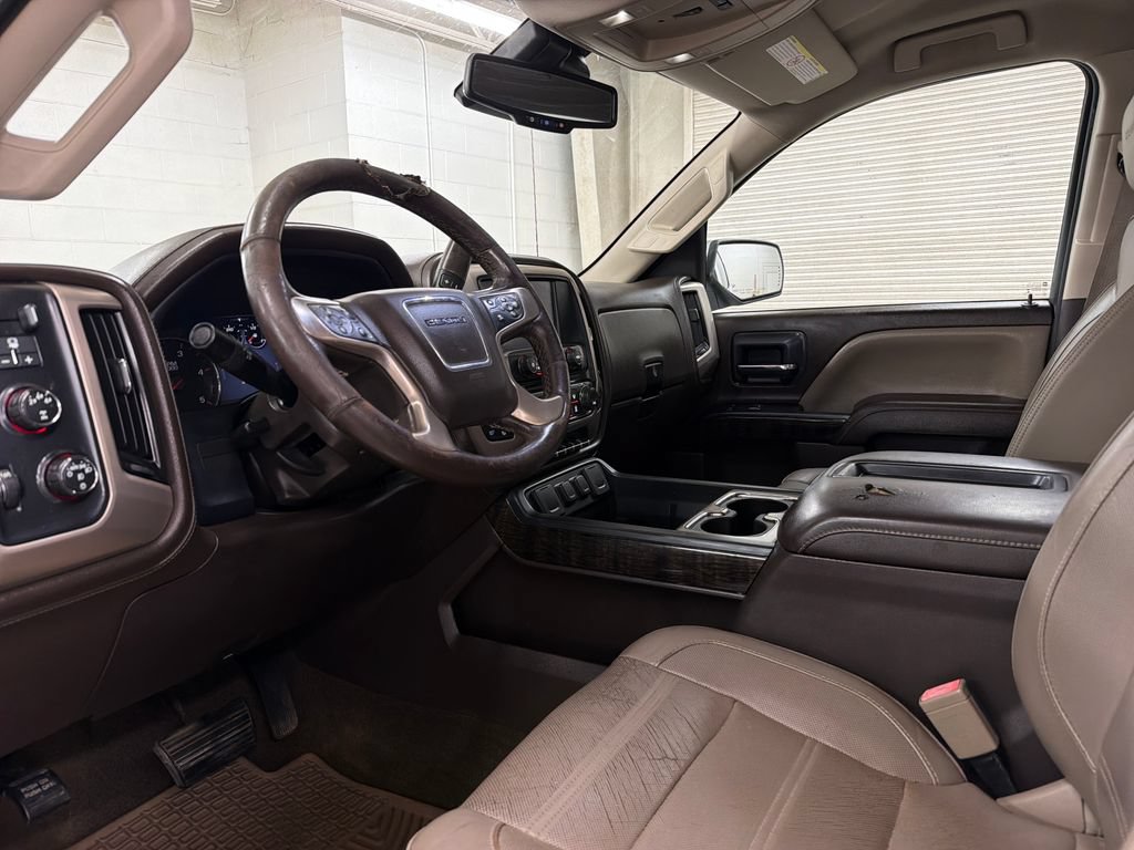 Used 2015 GMC Sierra 2500 Denali w/ Duramax Plus Package AWD/4WD image 4