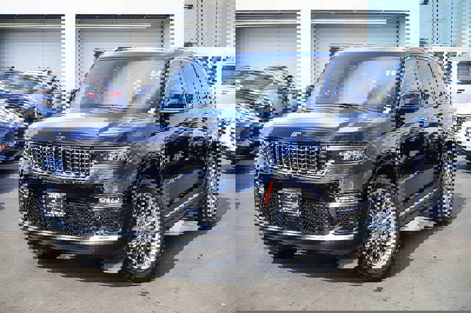 Used 2022 Jeep Grand Cherokee Summit w/ Advanced Protech Group IV