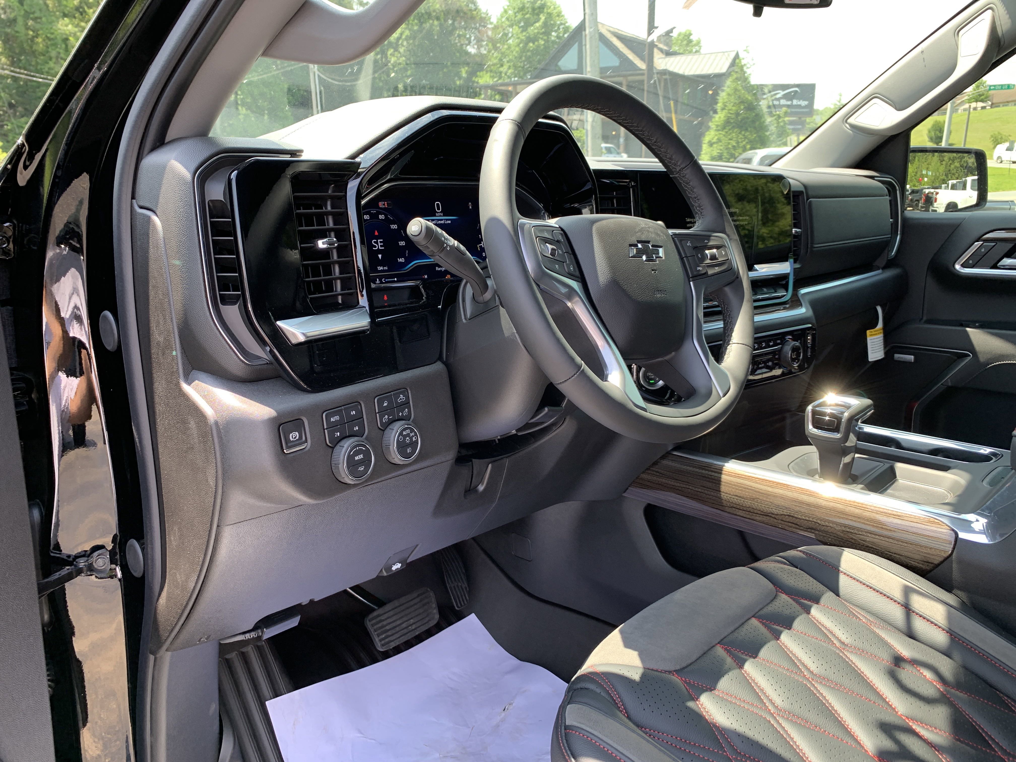 New 2025 Chevrolet Silverado 1500 RST image 17