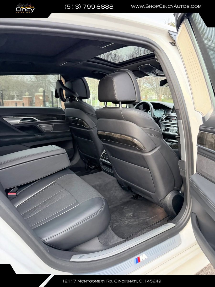 Used 2017 BMW 750i xDrive image 6