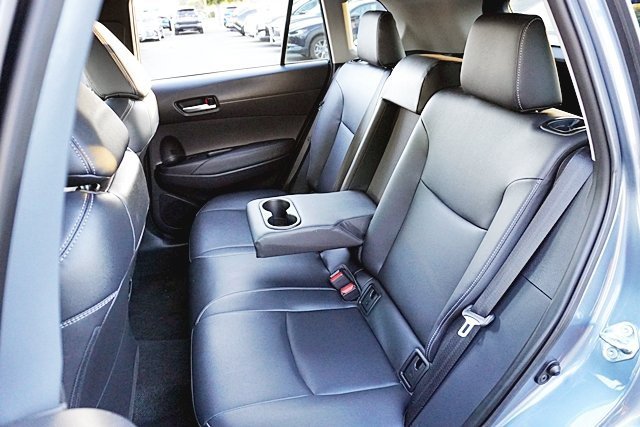 Used 2023 Toyota Corolla Cross XLE w/ Convenience Package image 17