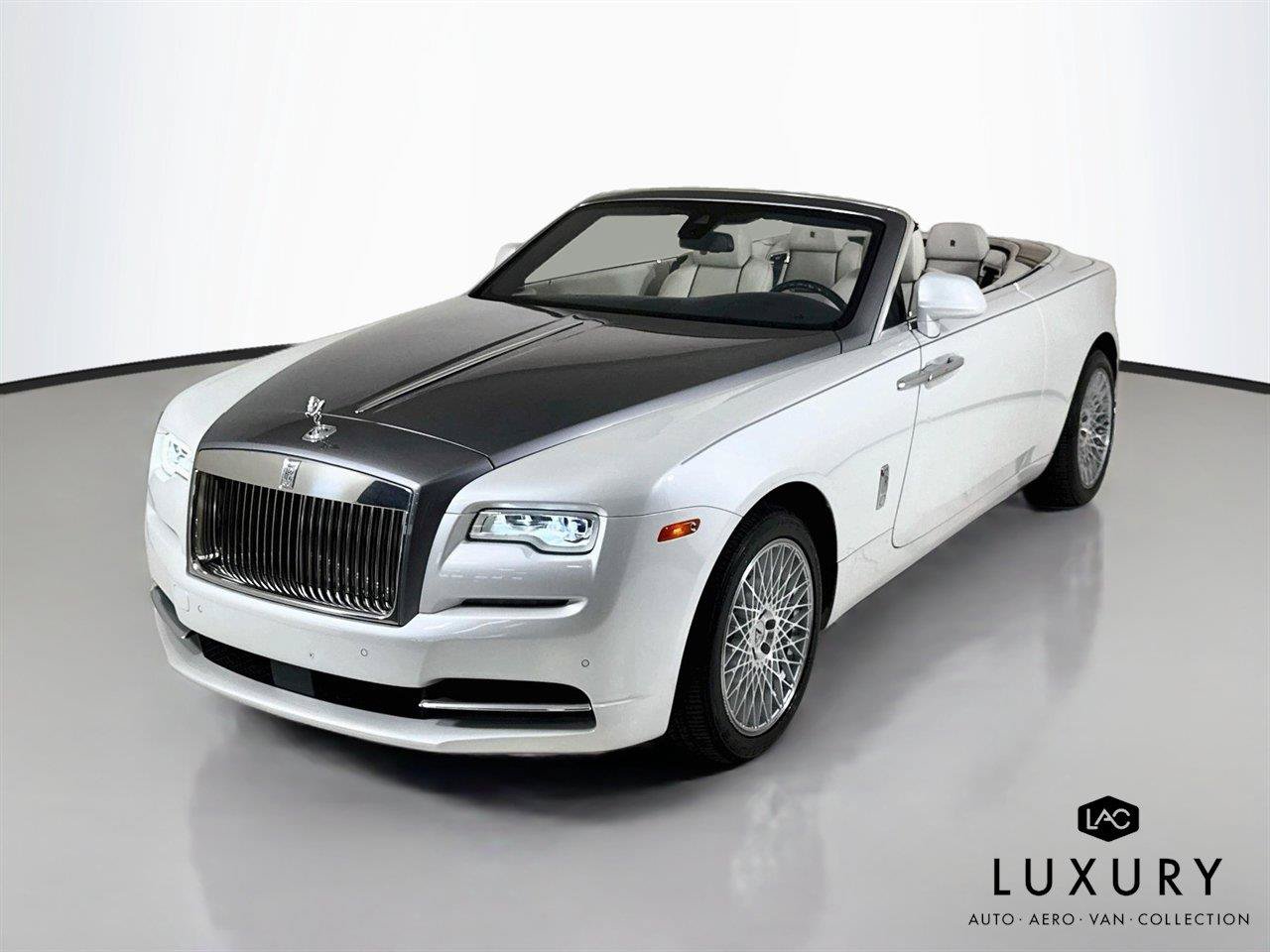 Used 2016 Rolls-Royce Dawn RWD image 4