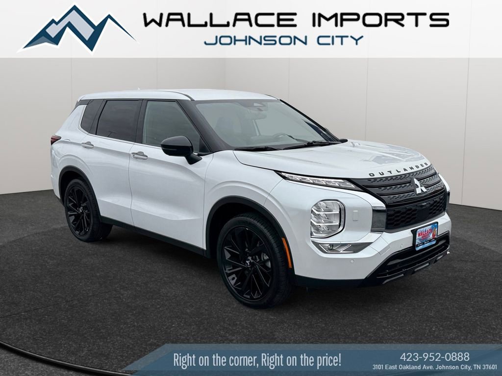 Used 2023 Mitsubishi Outlander SE Black Edition image 7