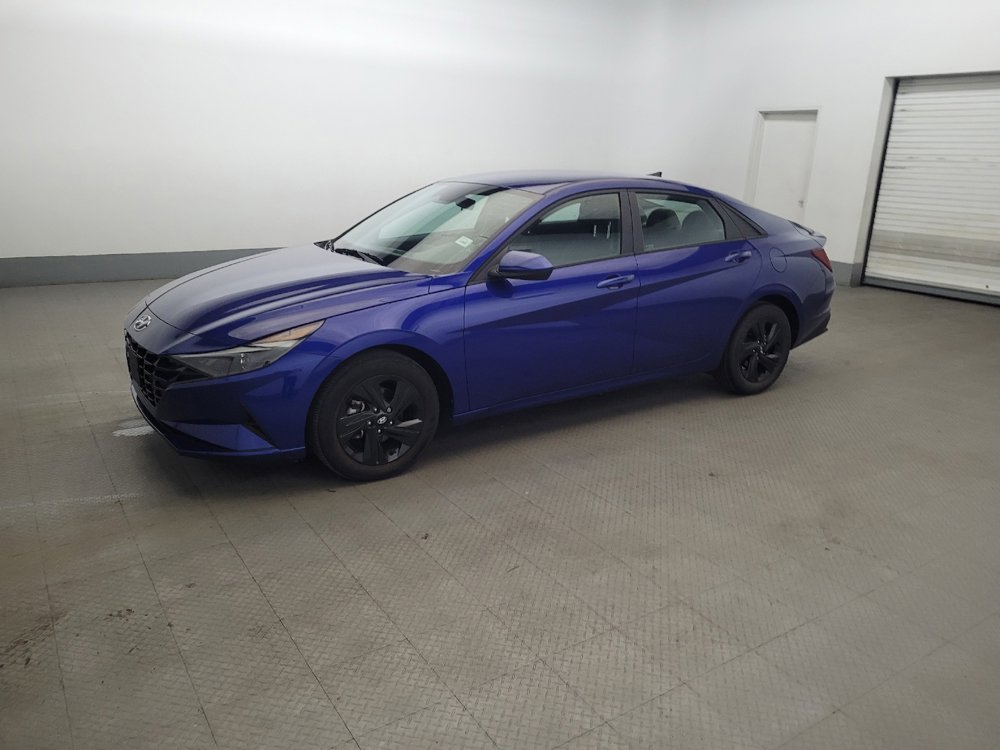 Used 2023 Hyundai Elantra SEL FWD image 2