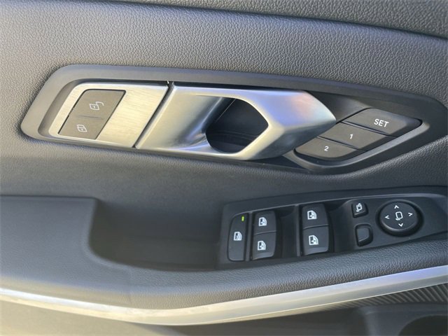 Used 2019 BMW 330i Sedan w/ Premium Package image 24