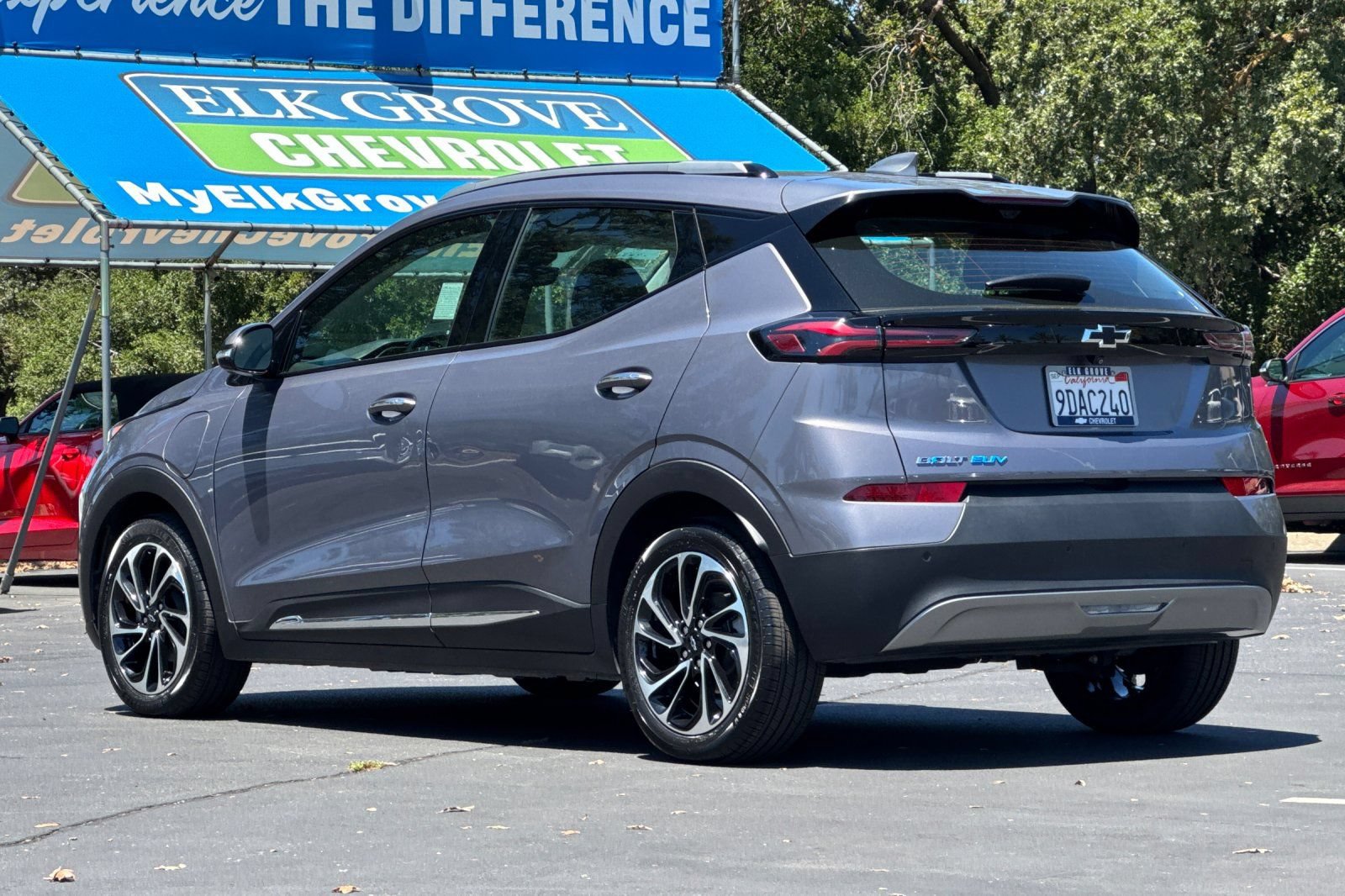 Used 2022 Chevrolet Bolt EUV Premier FWD image 5