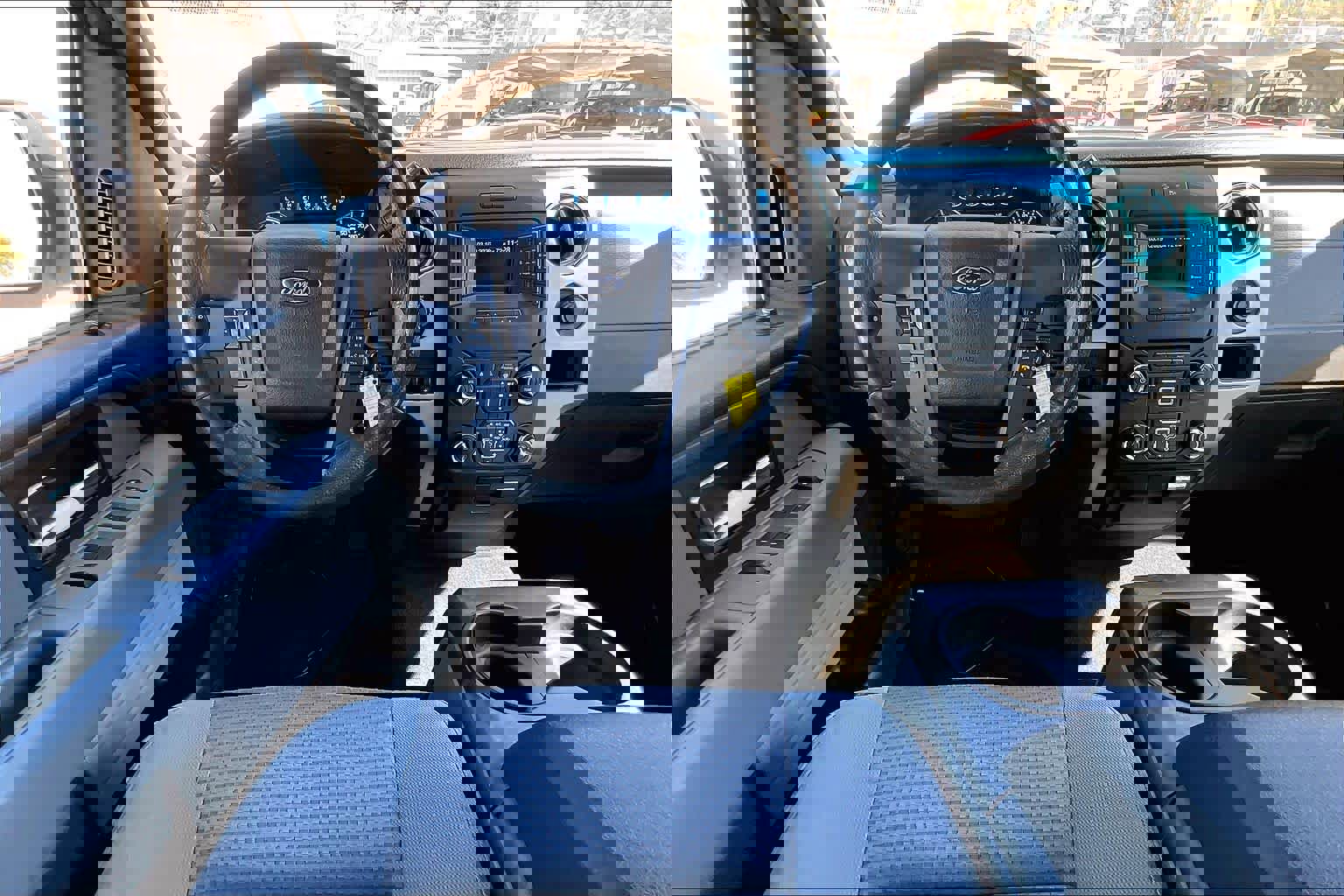 Used 2013 Ford F150 XLT w/ Luxury Equipment Group image 6