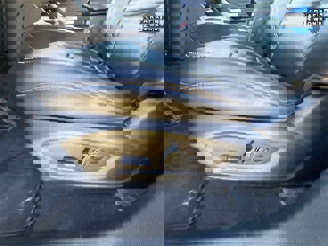 Used 2024 Ford Explorer XLT w/ Equipment Group 202A image 12