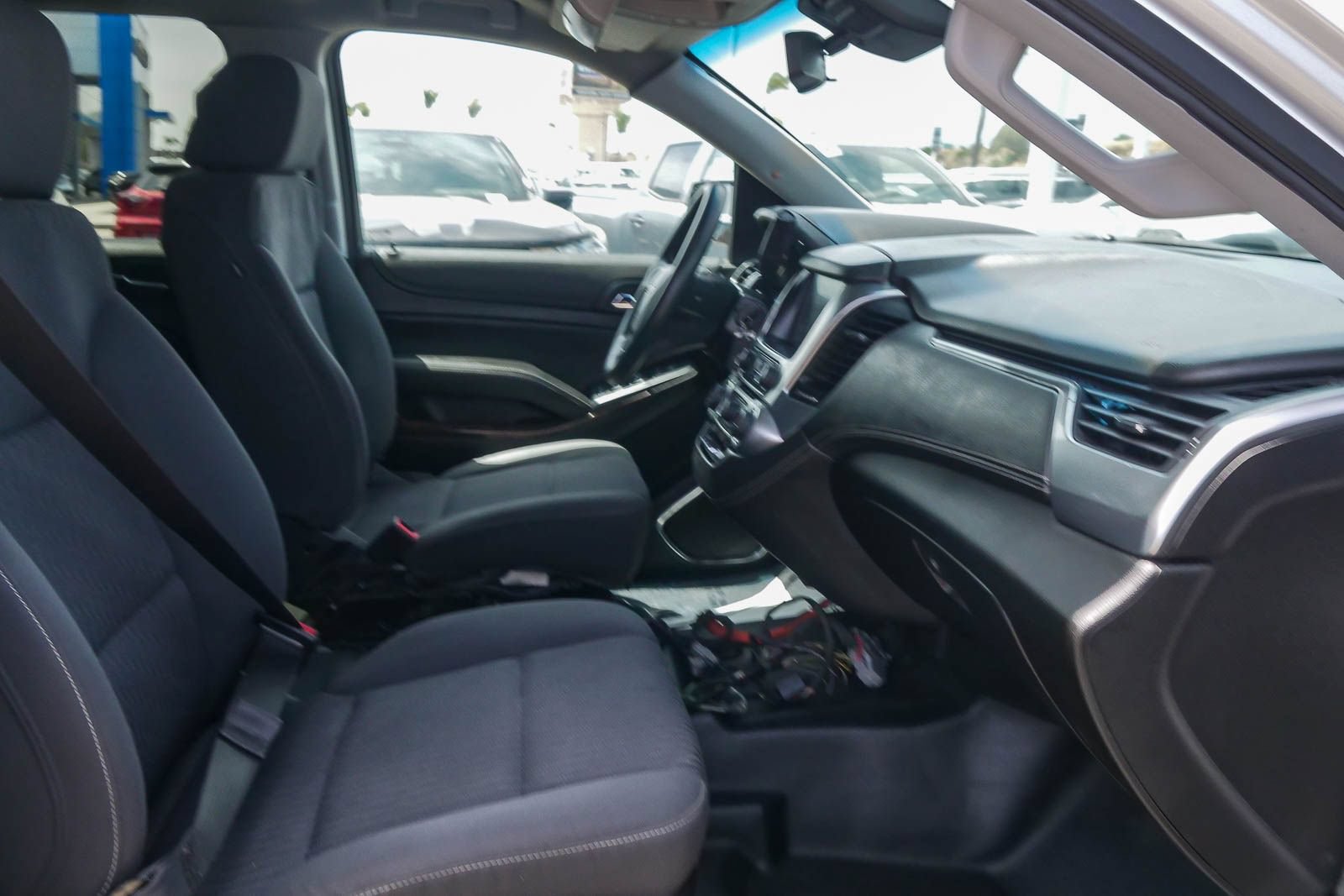 Used 2019 Chevrolet Tahoe 4WD w/ Enhanced Driver Alert Package image 16