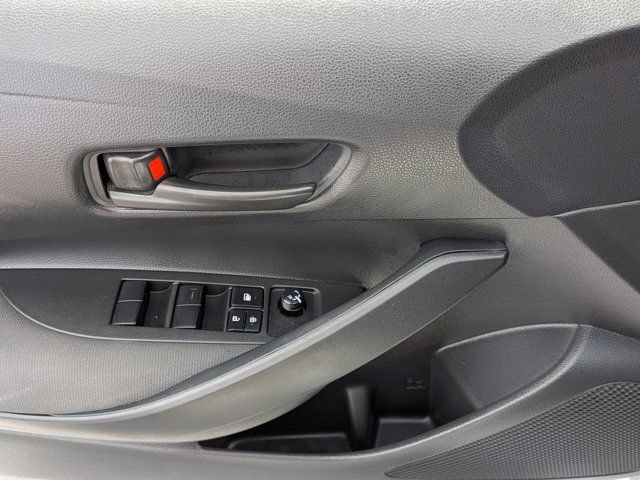 Used 2025 Toyota Corolla LE FWD image 18