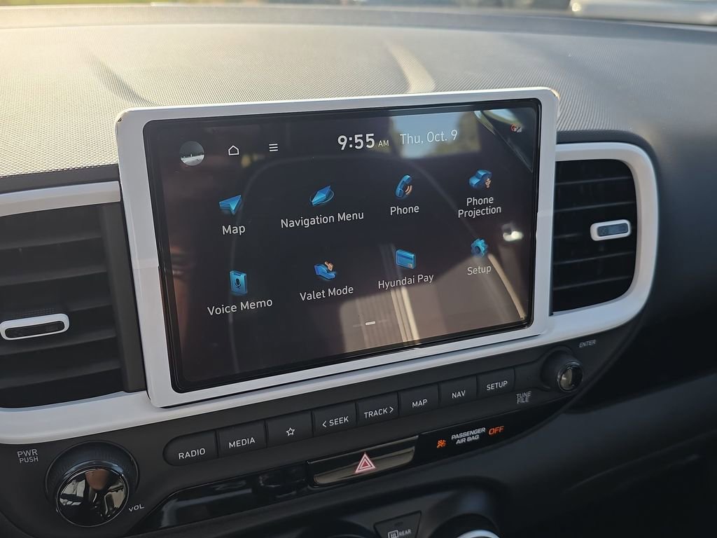 New 2025 Hyundai Venue Limited image 29