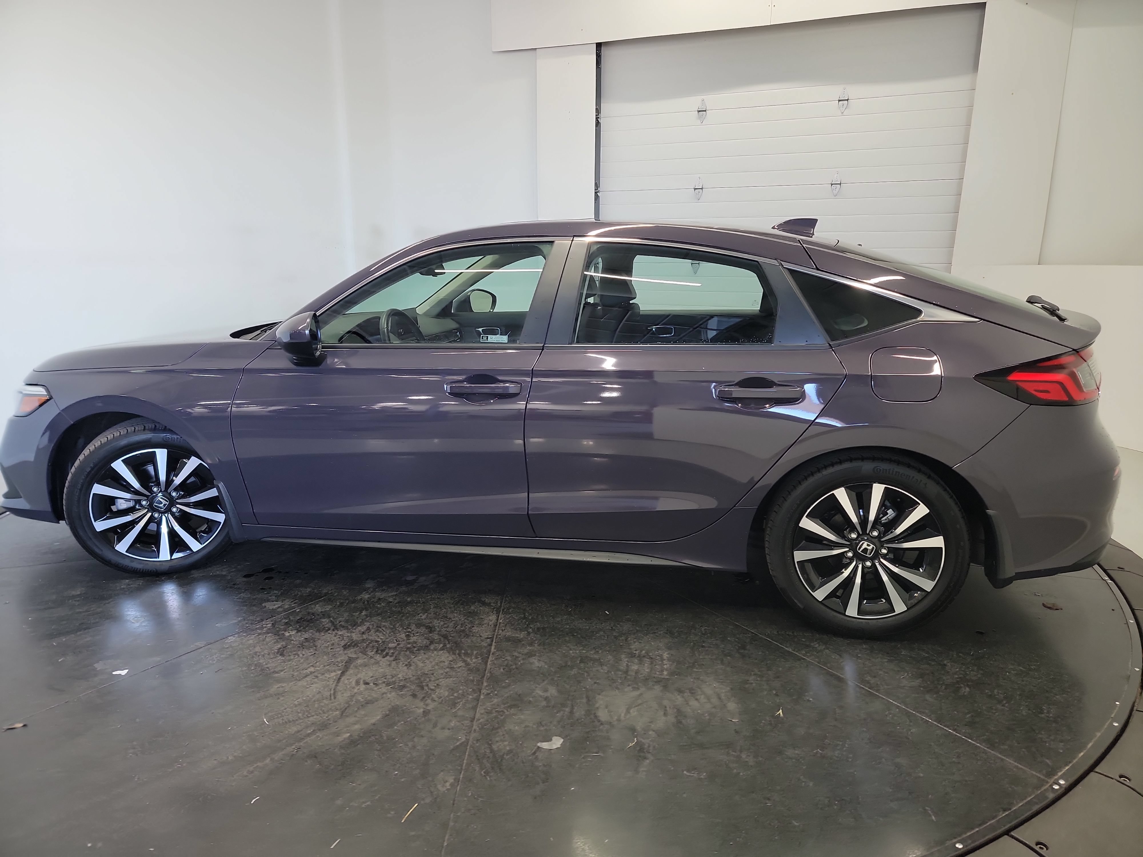 Used 2024 Honda Civic EX-L image 5